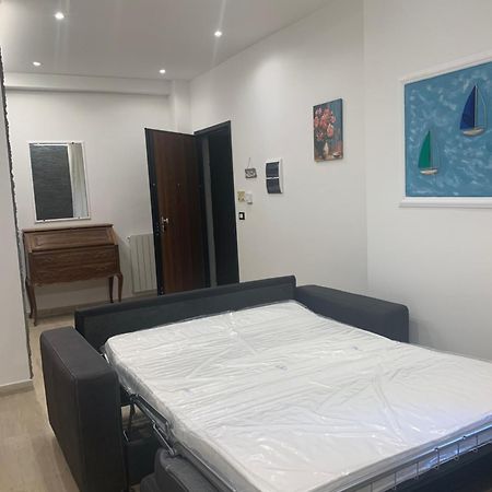 דירות ראפאלו Casa Tre Moschettieri מראה חיצוני תמונה